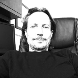 Allan Sturm Selfie in his chair at DIY Technologies